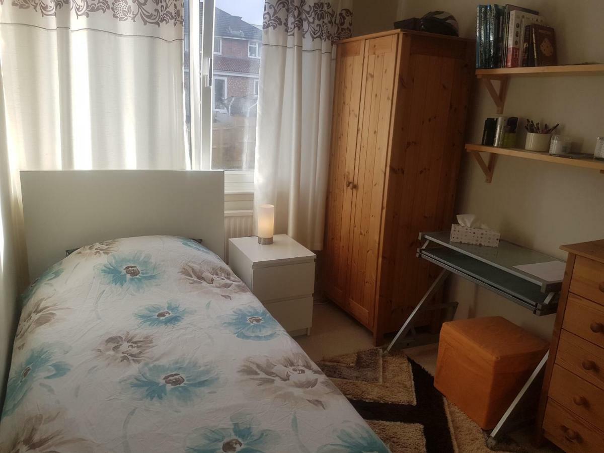 Stylish Private Room In Nice Area Of Cardiff Extérieur photo